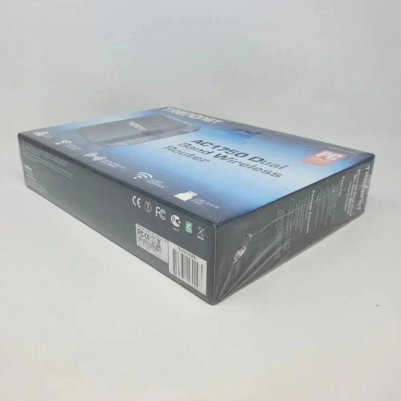 TRENDnet‎ TEW-812DRU AC1750 Dual Band Wireless Router 4 Port Gigabit USB LED - Picture 7 of 13